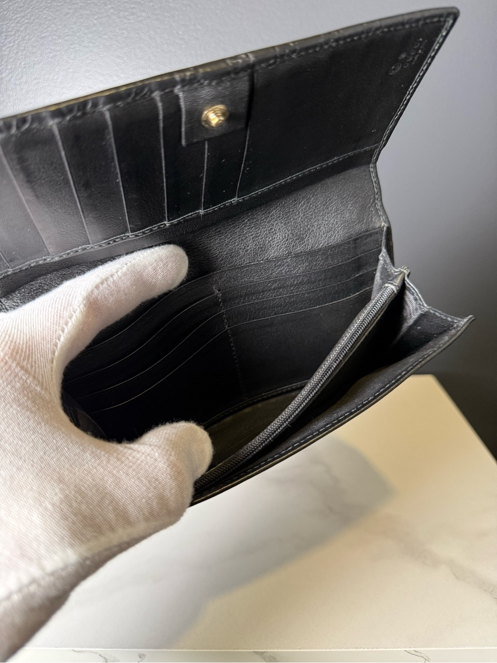 Gucci Black Embossed GG Continental Wallet - Picture 5 of 5